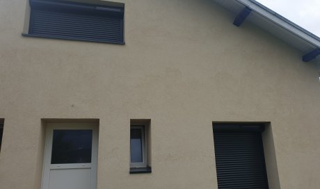 Pose, installation et mise en service de volets roulants solaires à Bourgoin-Jallieu 